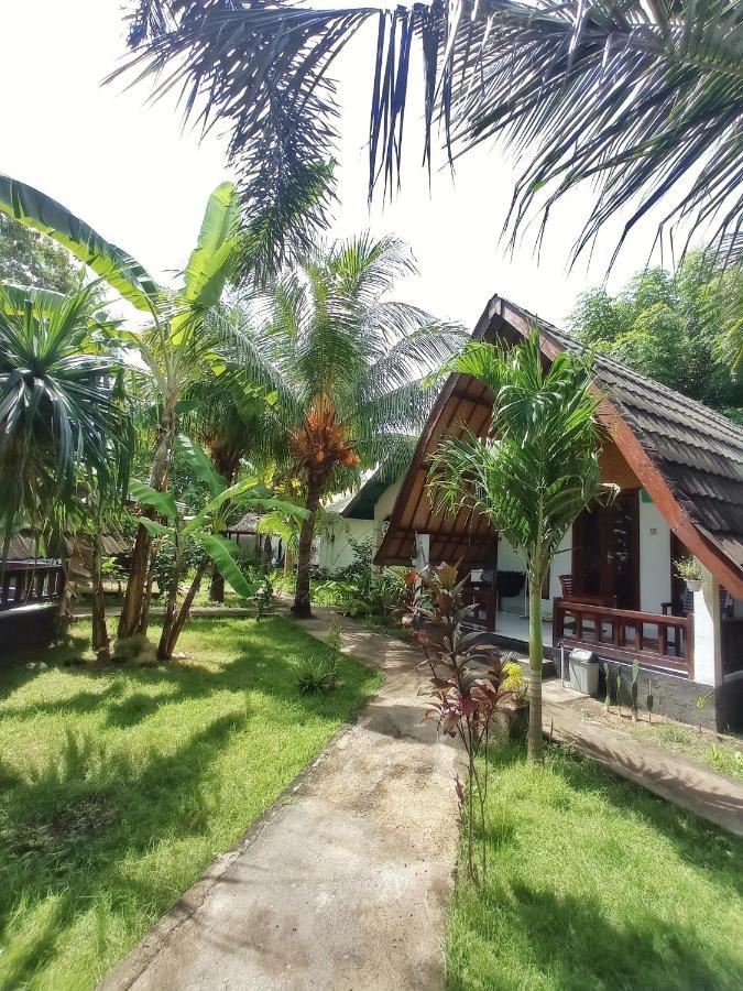 Отель Follow The Rabbit Bungalow Гили-Эйр Экстерьер фото